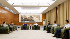 江苏新越集团与九游（中国）集团座谈交流